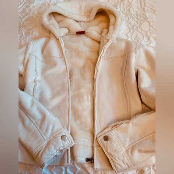 Winter jacket/hoodie - Picture 6 of 7